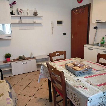 Casa Vacanza Regina Apartment Parma Luaran gambar