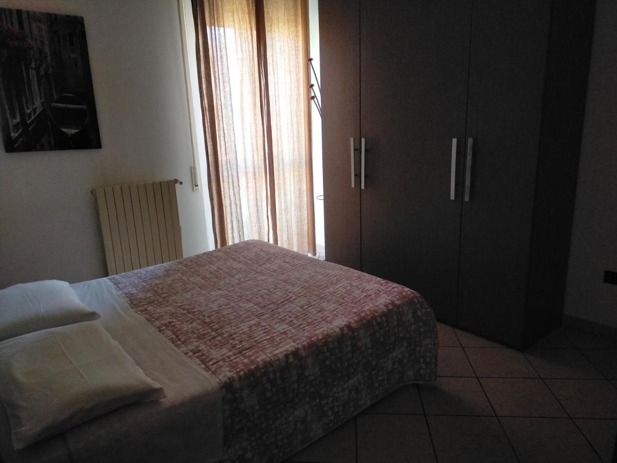 Casa Vacanza Regina Apartment Parma Luaran gambar